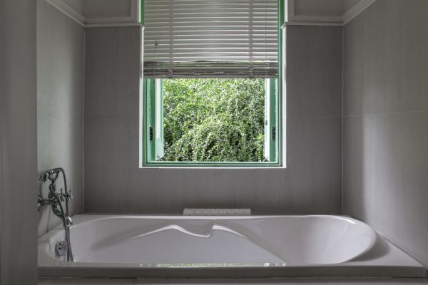 Fiberglass Tub Installation in Elizabethtown